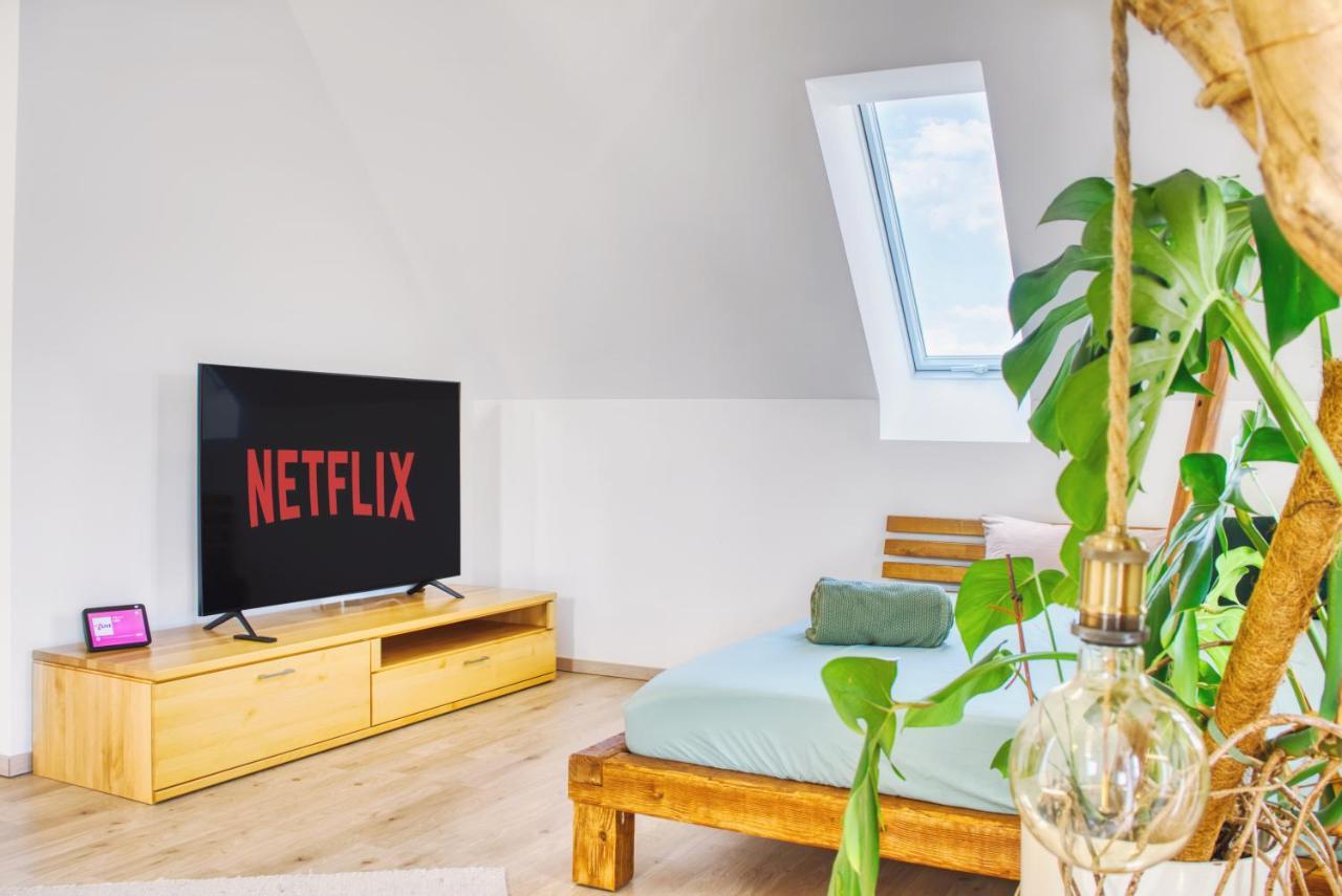 Luxus Apartment! Kueche, Balkon, Netflix, Parkplatz - 8 Personen Ilmmunster Eksteriør billede