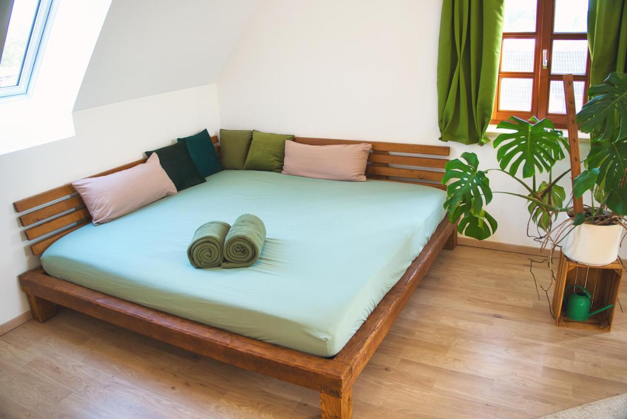 Luxus Apartment! Kueche, Balkon, Netflix, Parkplatz - 8 Personen Ilmmunster Eksteriør billede