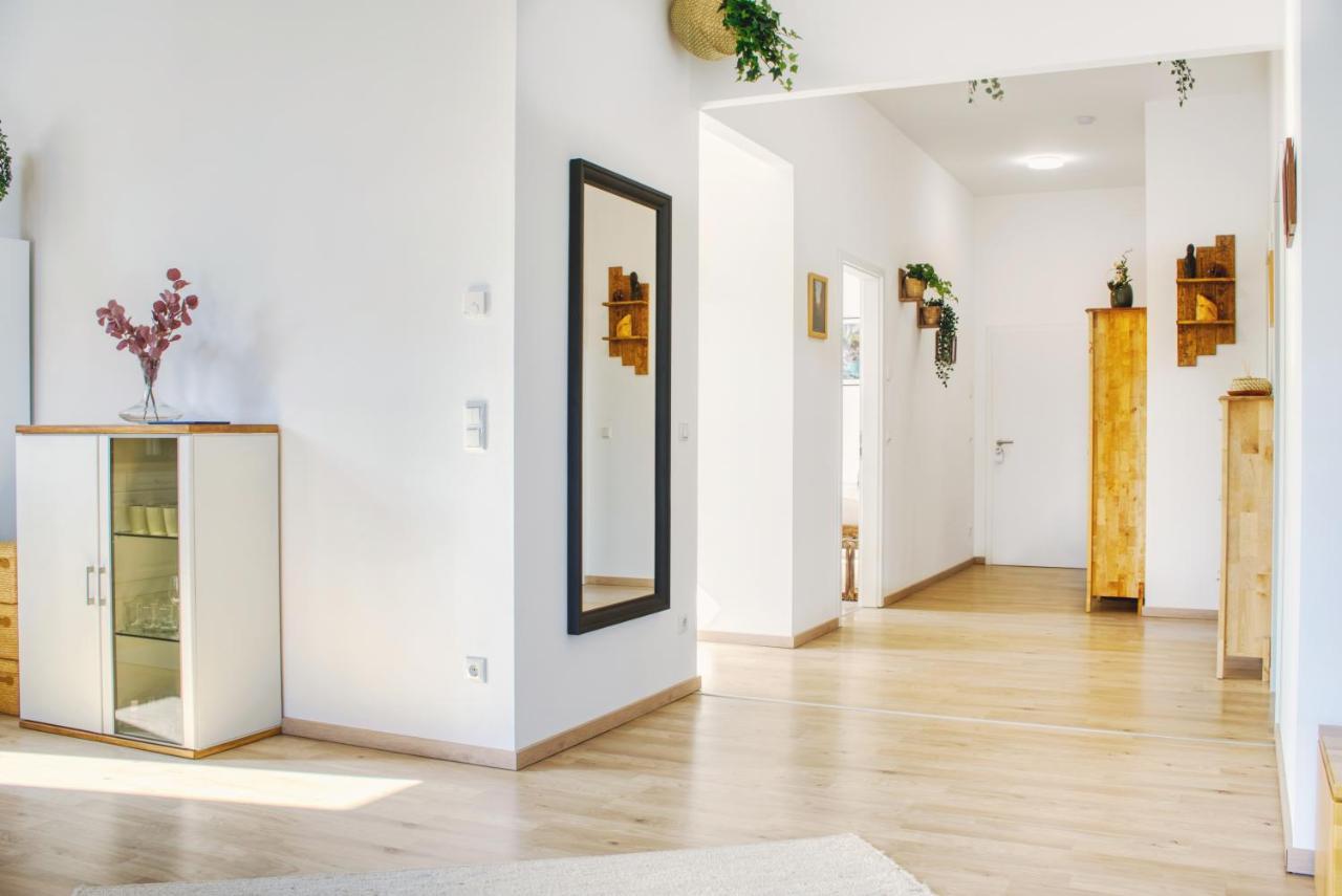 Luxus Apartment! Kueche, Balkon, Netflix, Parkplatz - 8 Personen Ilmmunster Eksteriør billede