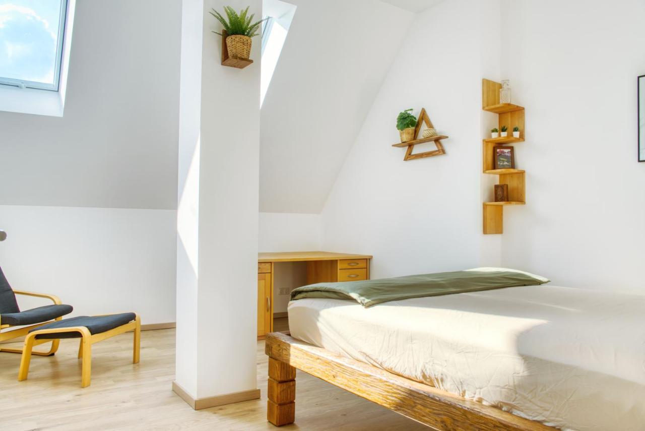 Luxus Apartment! Kueche, Balkon, Netflix, Parkplatz - 8 Personen Ilmmunster Eksteriør billede