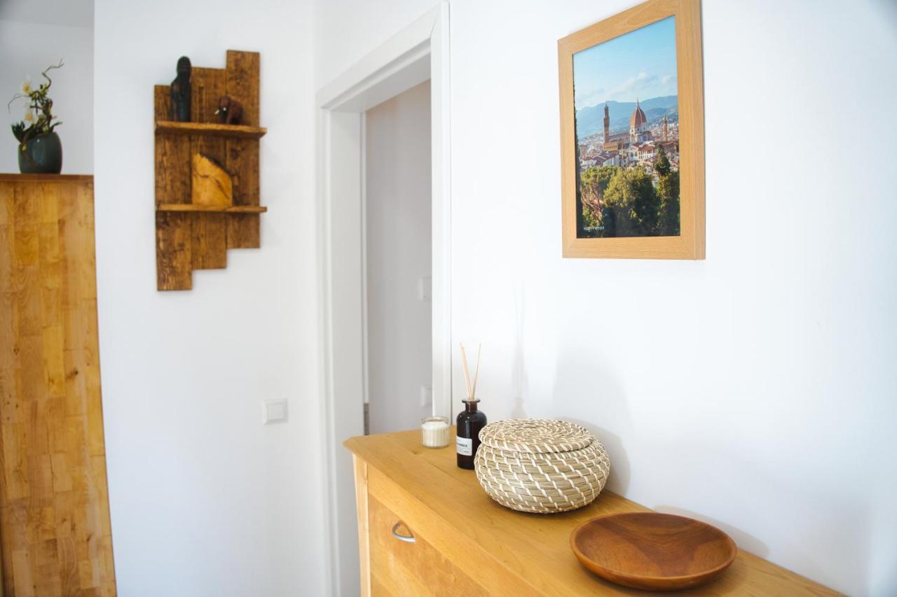 Luxus Apartment! Kueche, Balkon, Netflix, Parkplatz - 8 Personen Ilmmunster Eksteriør billede